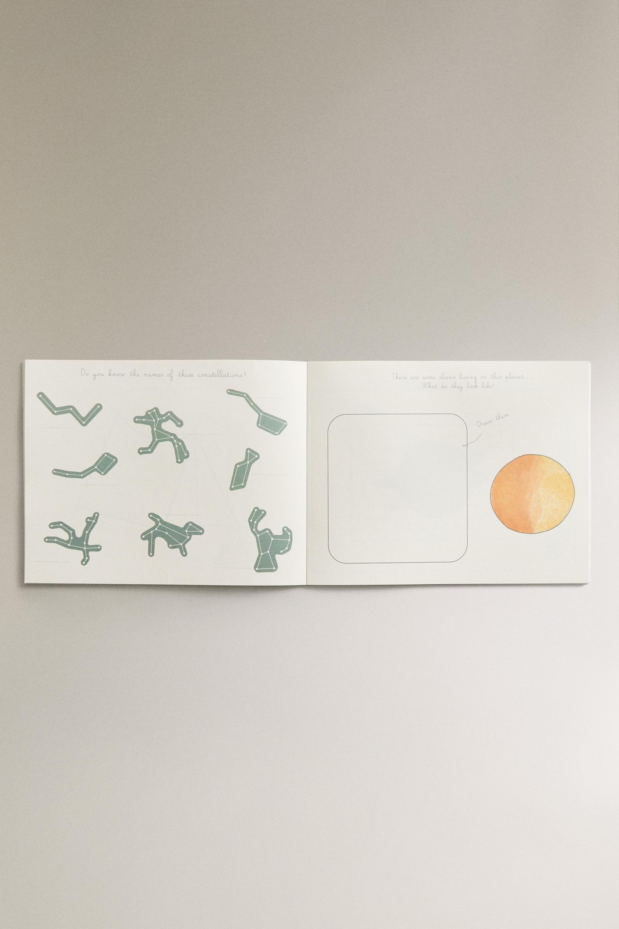 CHILDREN'S SPACE ACTIVITY BOOK