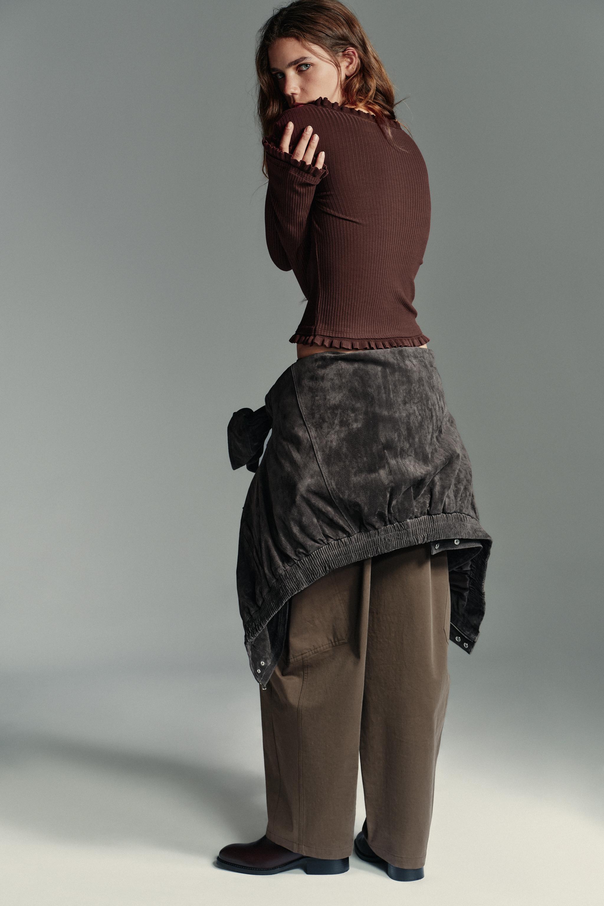 RUFFLED LONG SLEEVE TOP