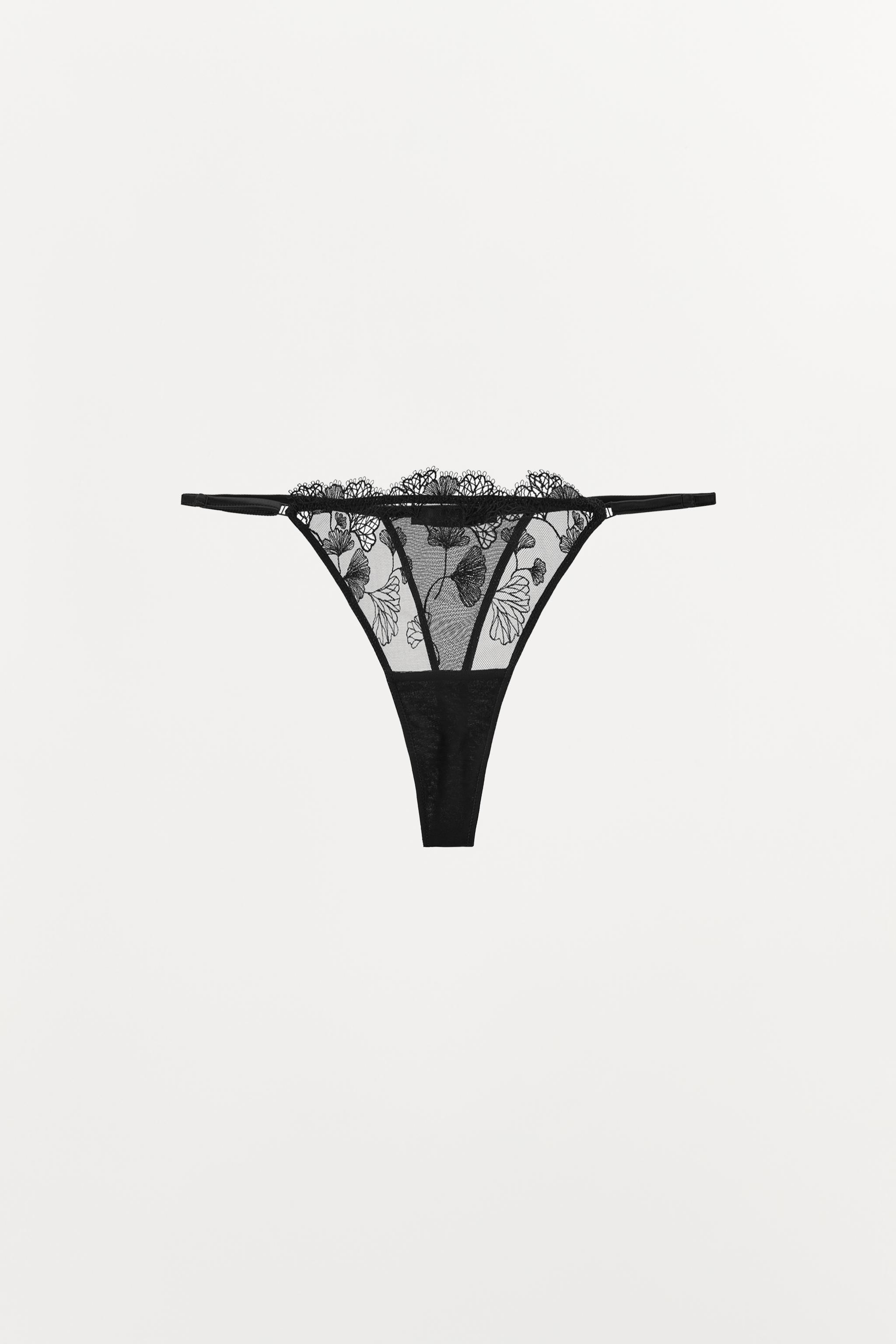 LACE THONG