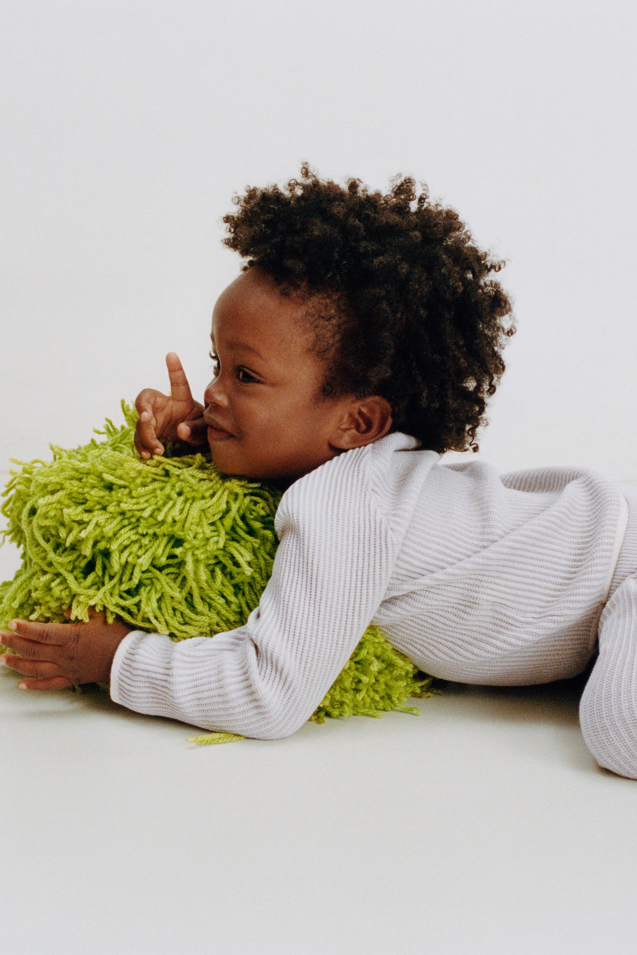 CONTRAST PIPING SWEATER