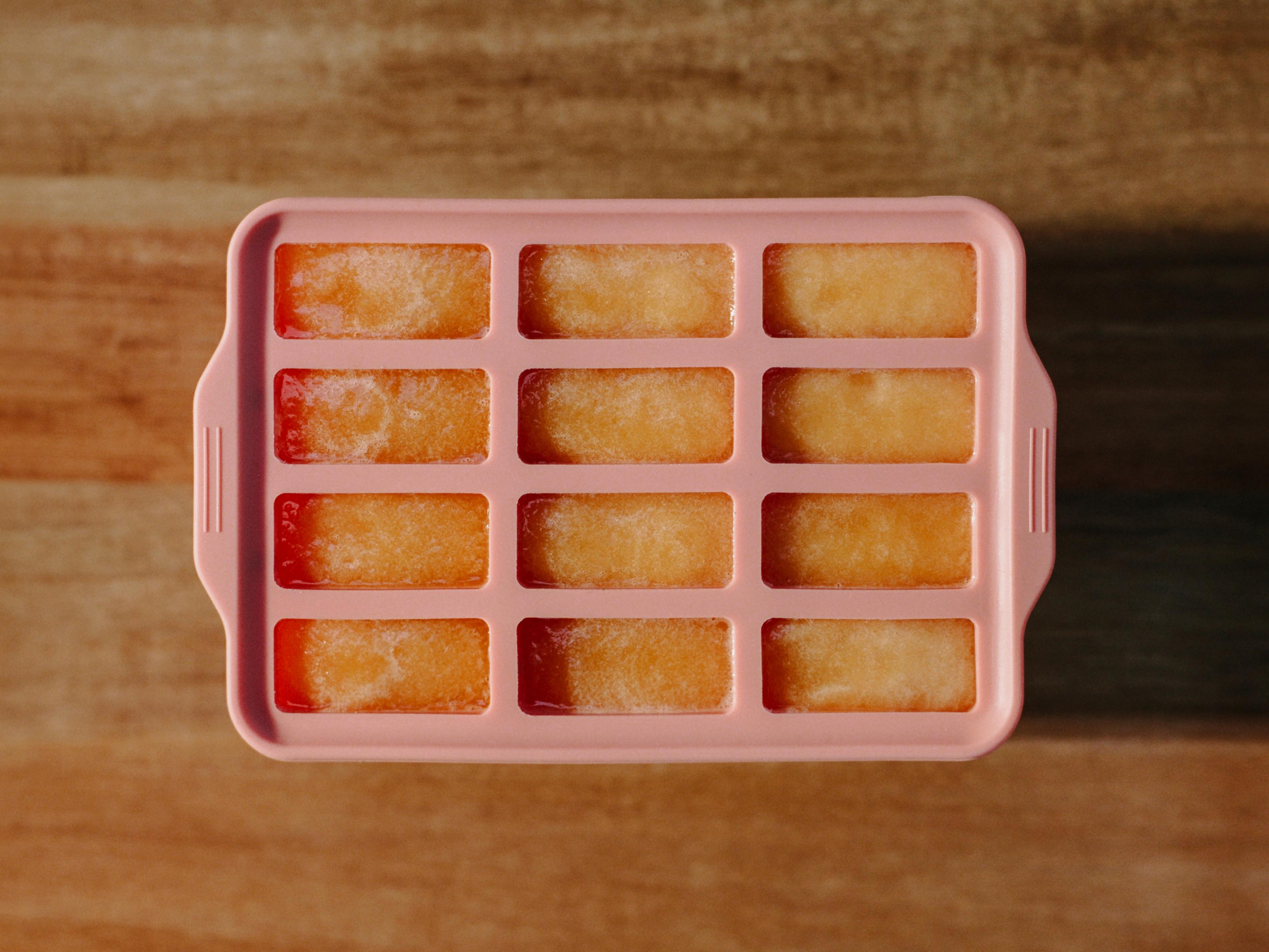 SILICONE POPSICLE MOLD