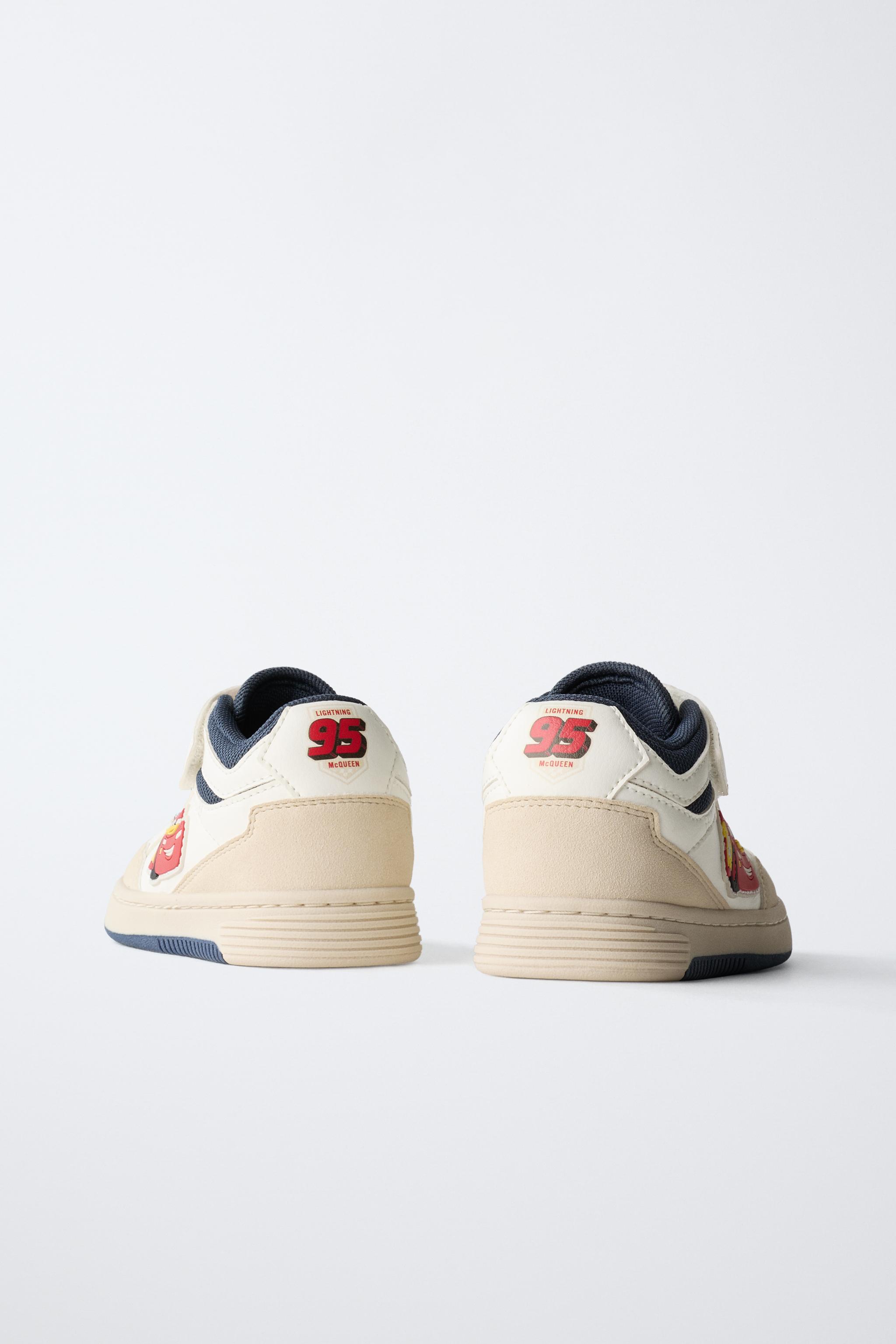 CARS LIGHTNING MCQUEEN © DISNEY SPORTS BOOT