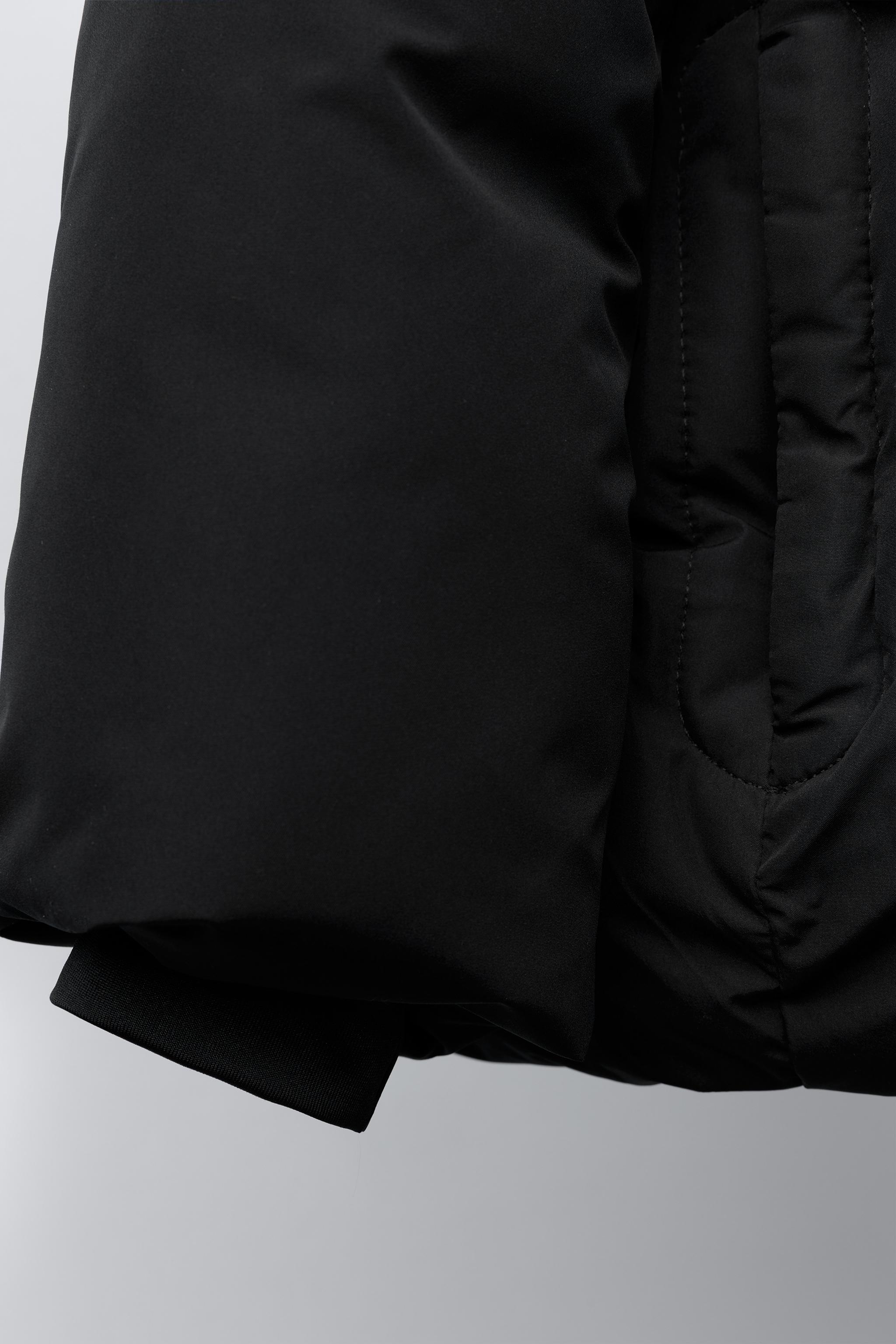 WATER REPELLENT HOODED PUFFER JACKET