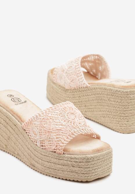 Różowe Klapki na Koturnie z Plecionką Koriva