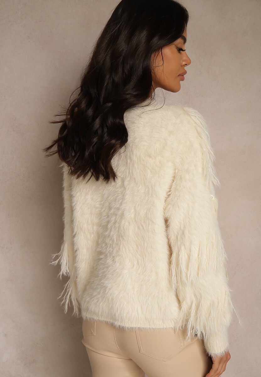 Beżowy Kardigan z Dzianiny z Wełną Imitującą Pióra z Perłowymi Guzikami Meviatta