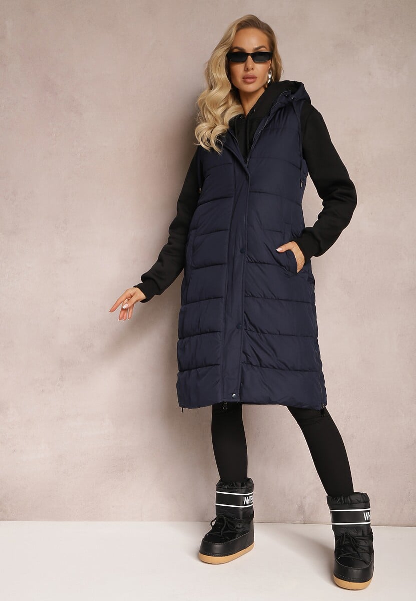 Granatowa Pikowana Kamizelka Bezrękawnik o Przedłużonym Fasonie z Kapturem Tawari