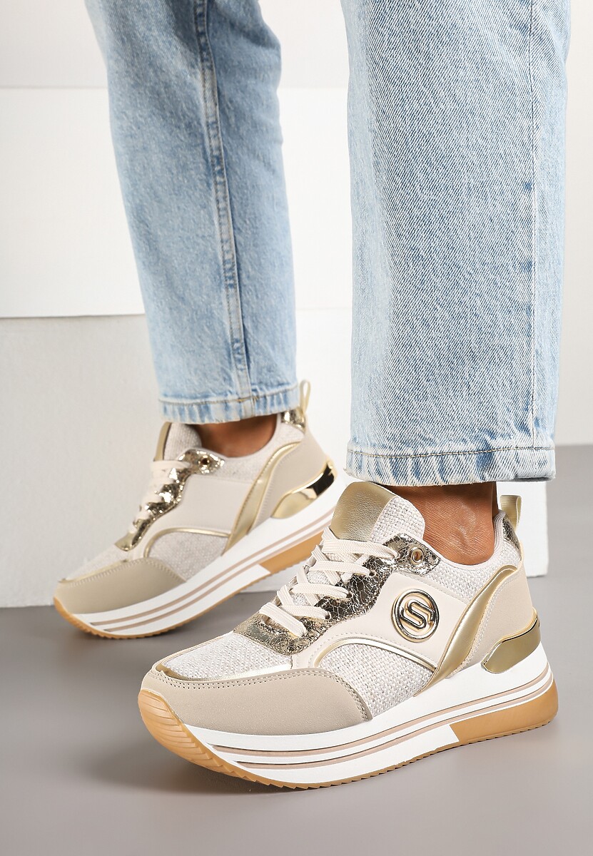 Beżowe Sneakersy z Metalicznymi Zdobieniami na Platformie Gonnella