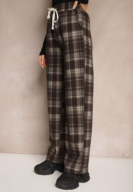 Brązowe Szerokie Spodnie w Kratkę Ocieplane z Gumką w Talii i Kieszeniami Sanavira