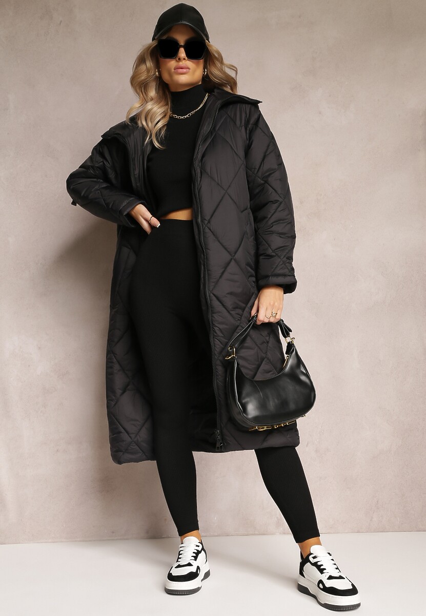 Czarna Pikowana Kurtka z Nieodpinanym Kapturem o Długim Fasonie Siyella