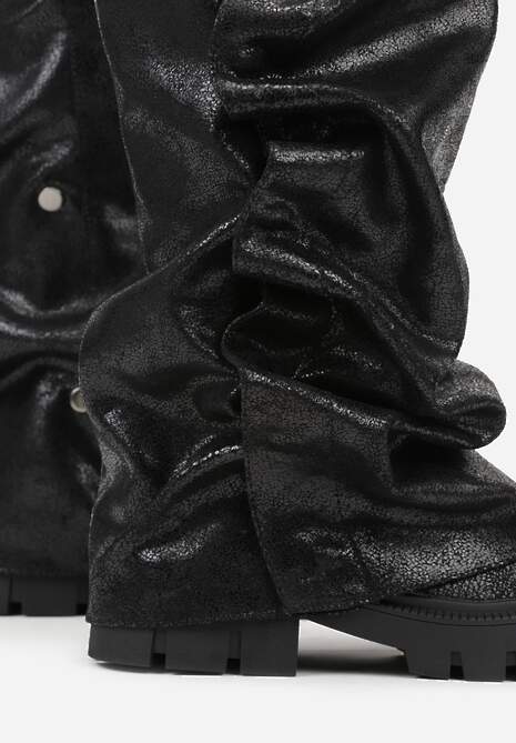 Czarne Botki na Platformie Ozdobione Wywiniętą Cholewką Nenalea