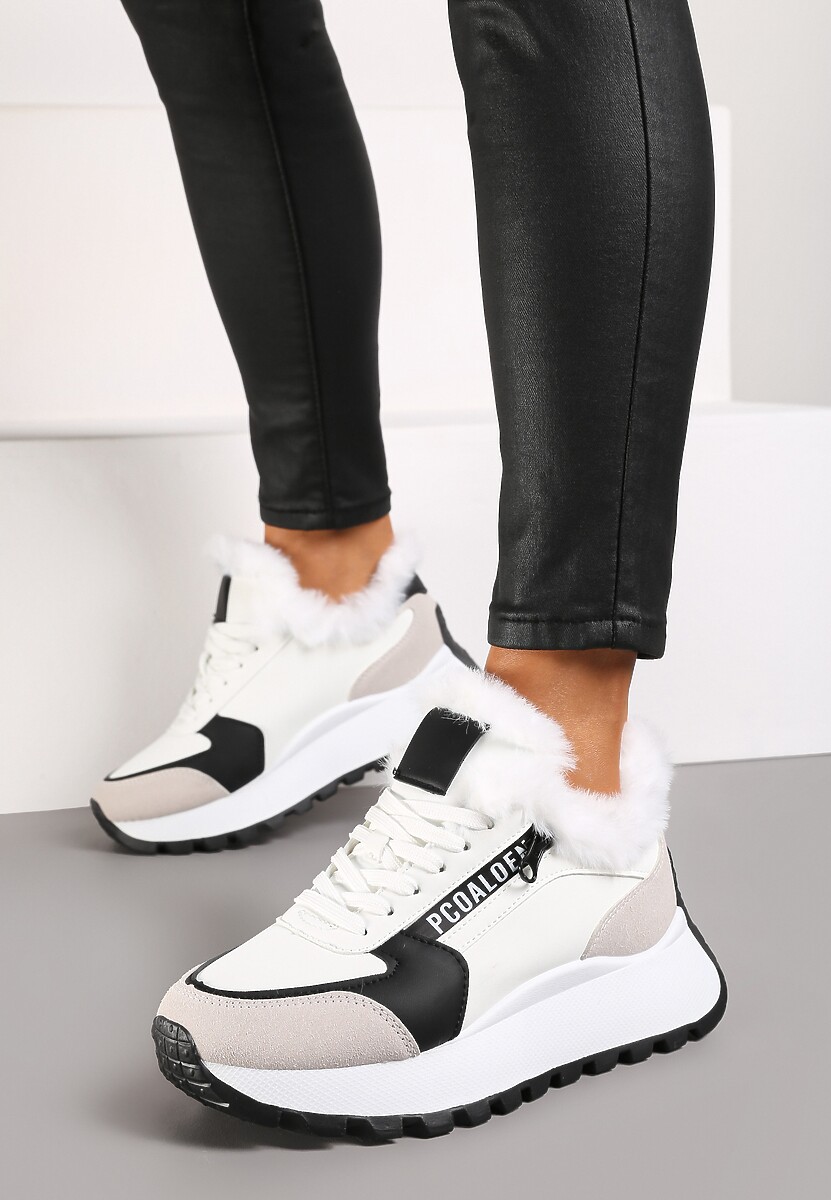 Białe Sneakersy na Platformie z Napisem Sznurowaniem i Futerkiem Vazina