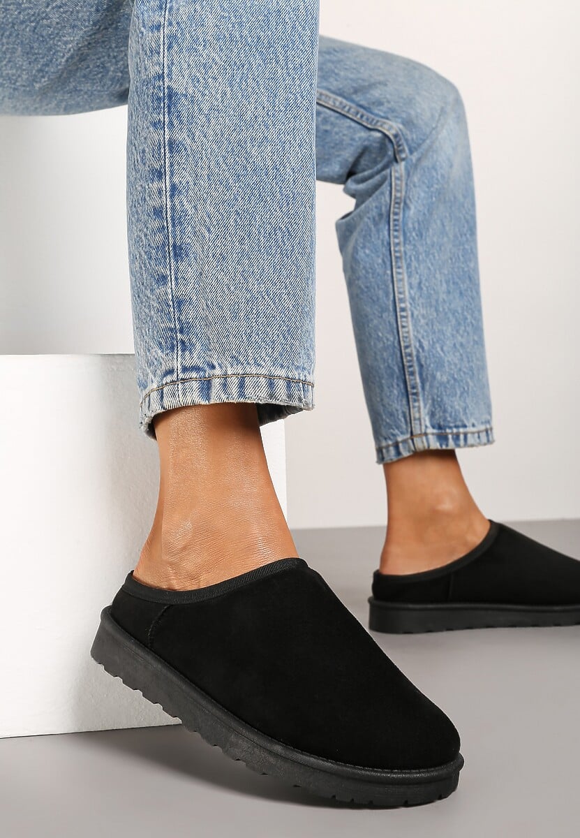 Czarne Casualowe Kapcie na Płaskiej Podeszwie z Futerkiem Peccaria