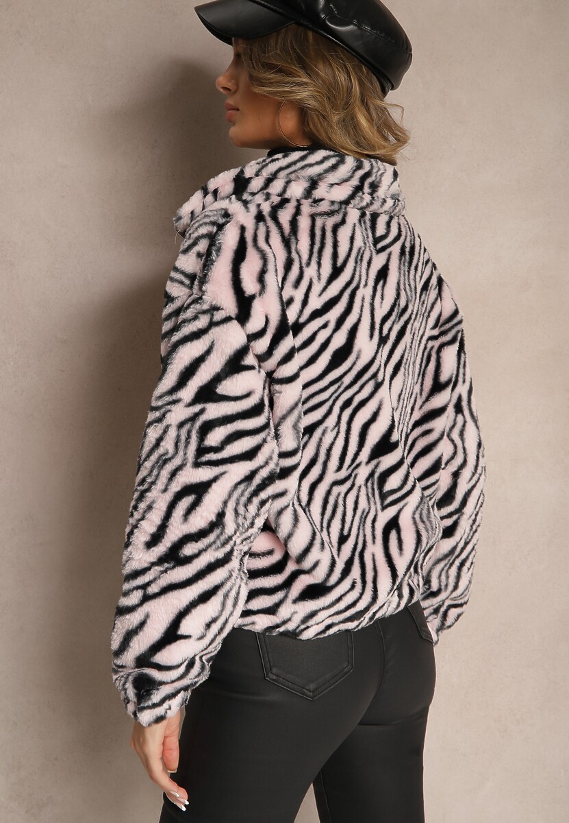 Jasnoróżowa Kurtka Futerko w Zebrowy Print ze Ściągaczem i Kieszeniami Felremi