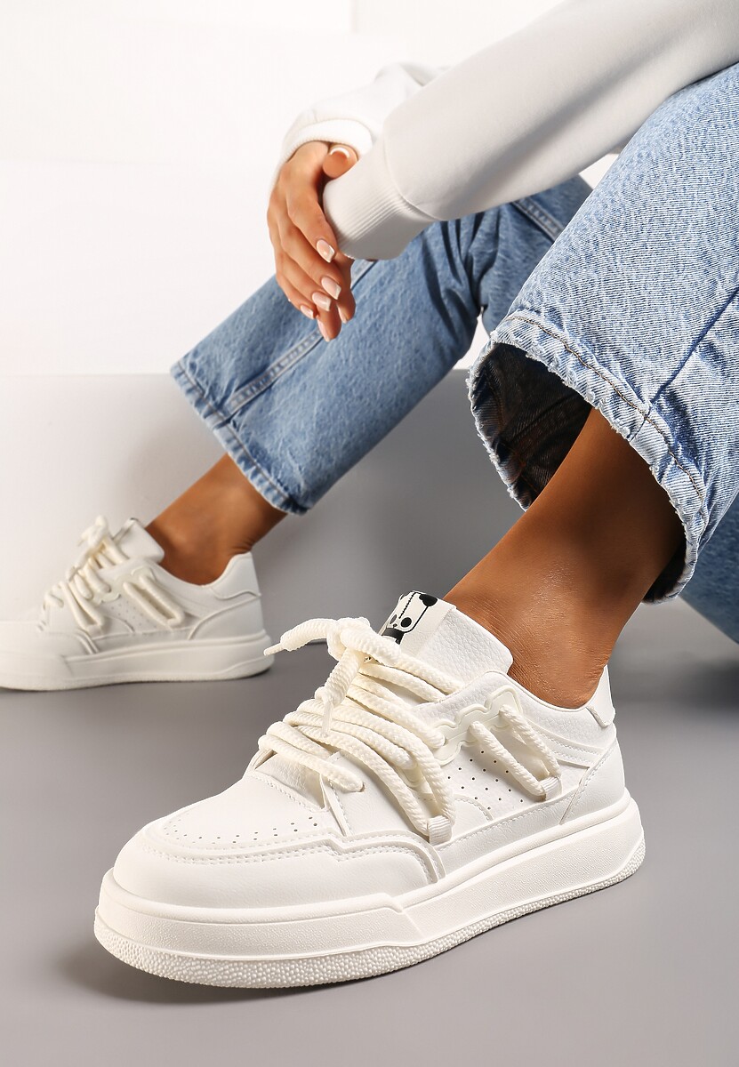 Czarno-Białe Sneakersy Ozdobione Naszywką z Pandą i Szerokimi Sznurówkami Wannia