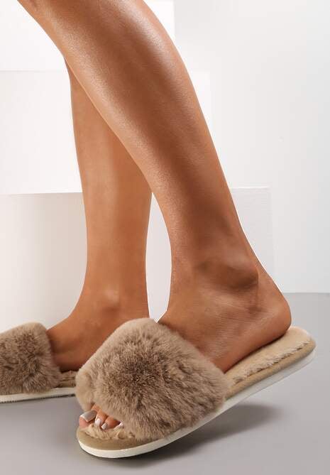 Beżowe Kapcie Iphandras