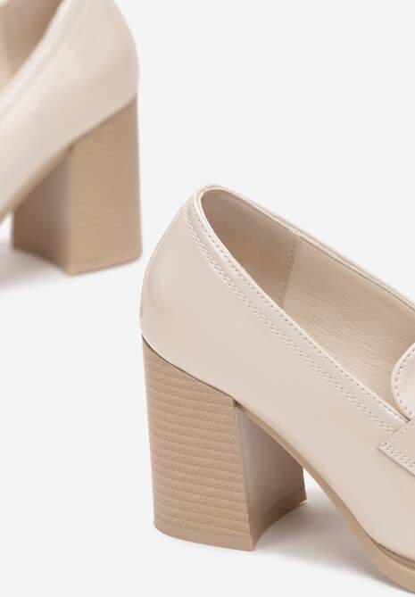 Beżowe Półbuty na Wysokim Słupku z Okrągłym Noskiem i Przeszyciami Adenor