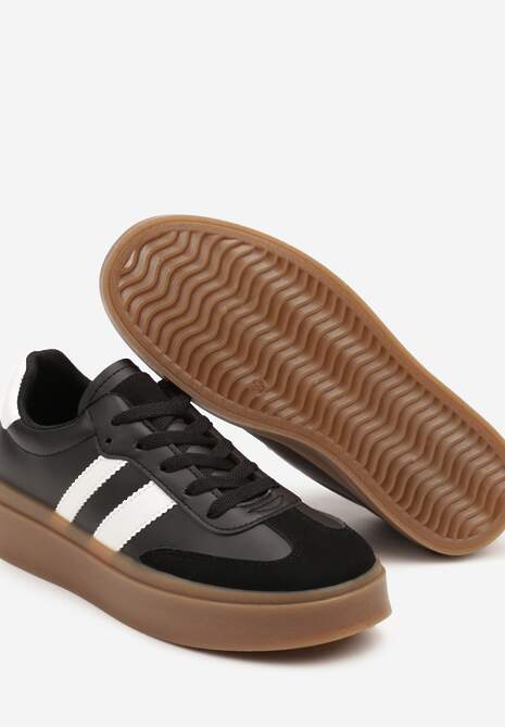 Czarne Sneakersy Tenisówki Ozdobione Paskami Sovresia