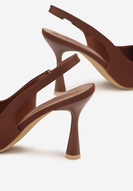 Brązowe Sandały ze Szpiczastym Noskiem Jolaia