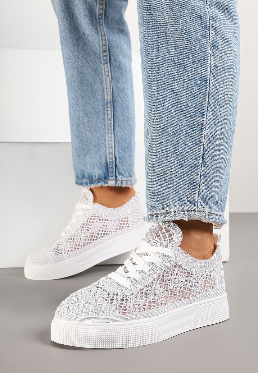 Czarne Sneakersy z Ażurowej Koronki na Grubej Podeszwie Nanessia