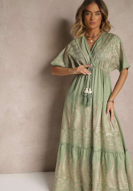 Zielona Wiskozowa Sukienka Boho o Kopertowym Kroju z Metalicznym Haftem Redeselle