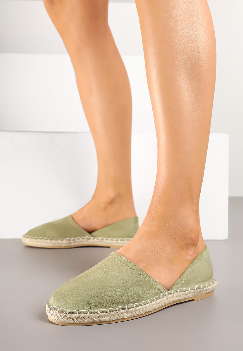 Zielone Espadryle  Ozdobione Wyciętą Cholewką i Plecionką Wommea