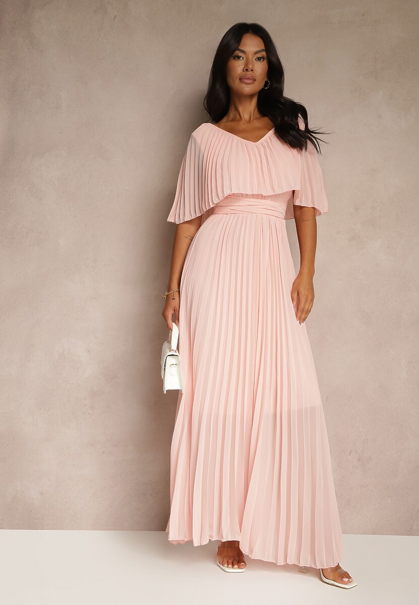 Jasnoróżowa Plisowana Sukienka z Gumką w Pasie z Falbaną Przy Dekolcie Drenia