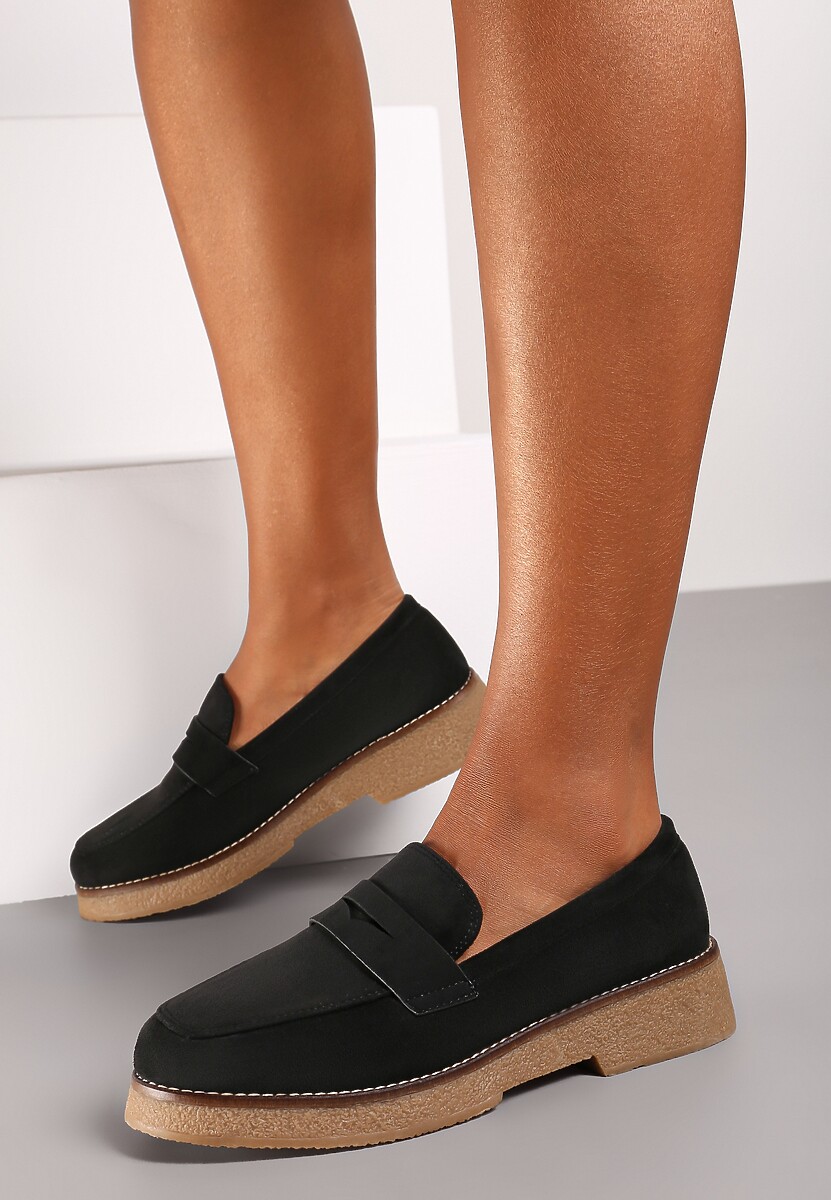 Czarne Mokasyny na Płaskiej Podeszwie z Przeszyciami i Paskiem Merinara