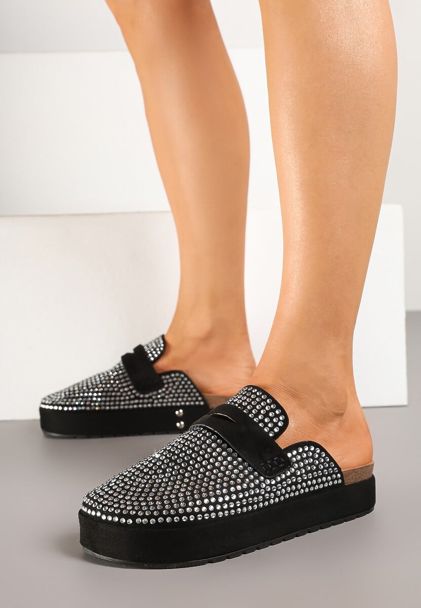 Zielone Klapki Ozdobione Paskiem i Cyrkoniami Aludessa