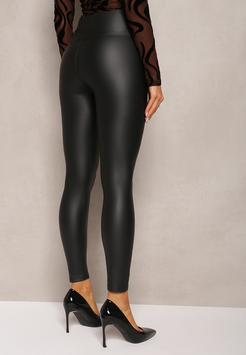 Czarne Legginsy z Imitacji Skóry z Regularną Talią i Szerokim Pasem w Biodrach Idrissa