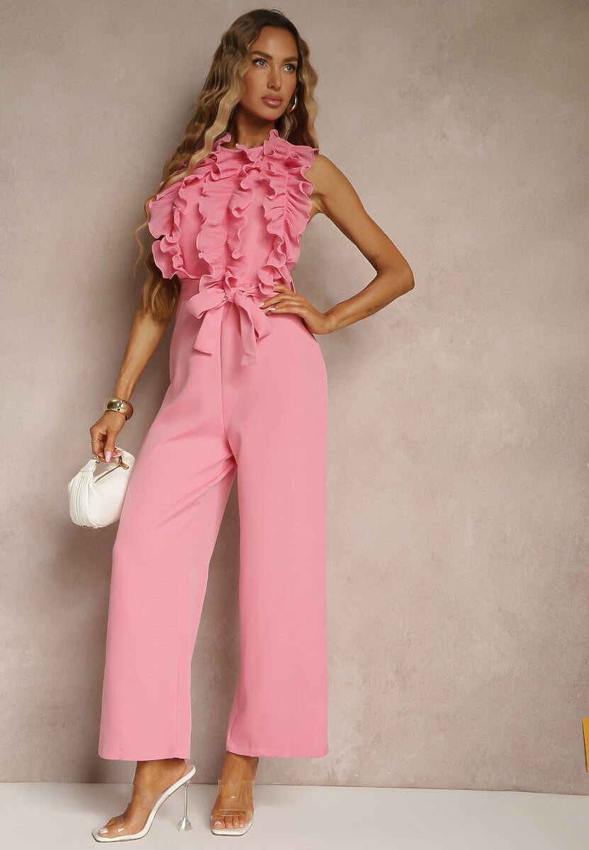 Różowy Kombinezon Koktajlowy z Żabotem Materiałowym Paskiem i Szerokimi Nogawkami Venelsea