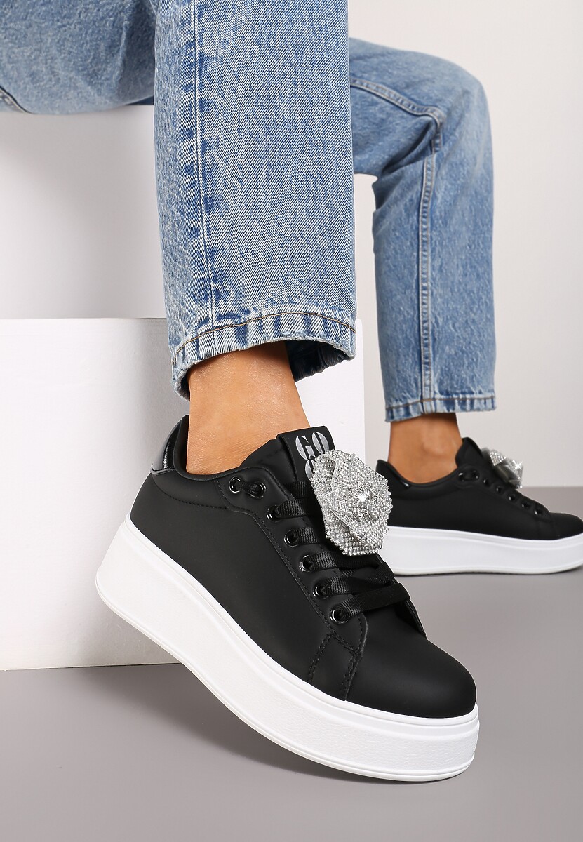 Czarno-Srebrne Sneakersy na Platformie z Aplikacją Kwiatu 3D z Cyrkoniami Navilda