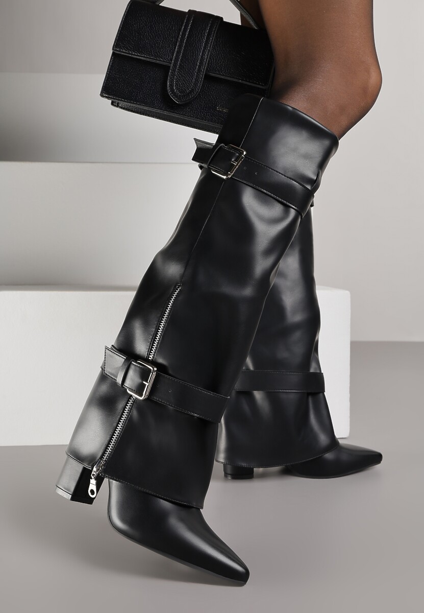 Czarne Kozaki na Słupku z Cholewką Imitującą Nogawkę ze Sprzączkami Unwedara