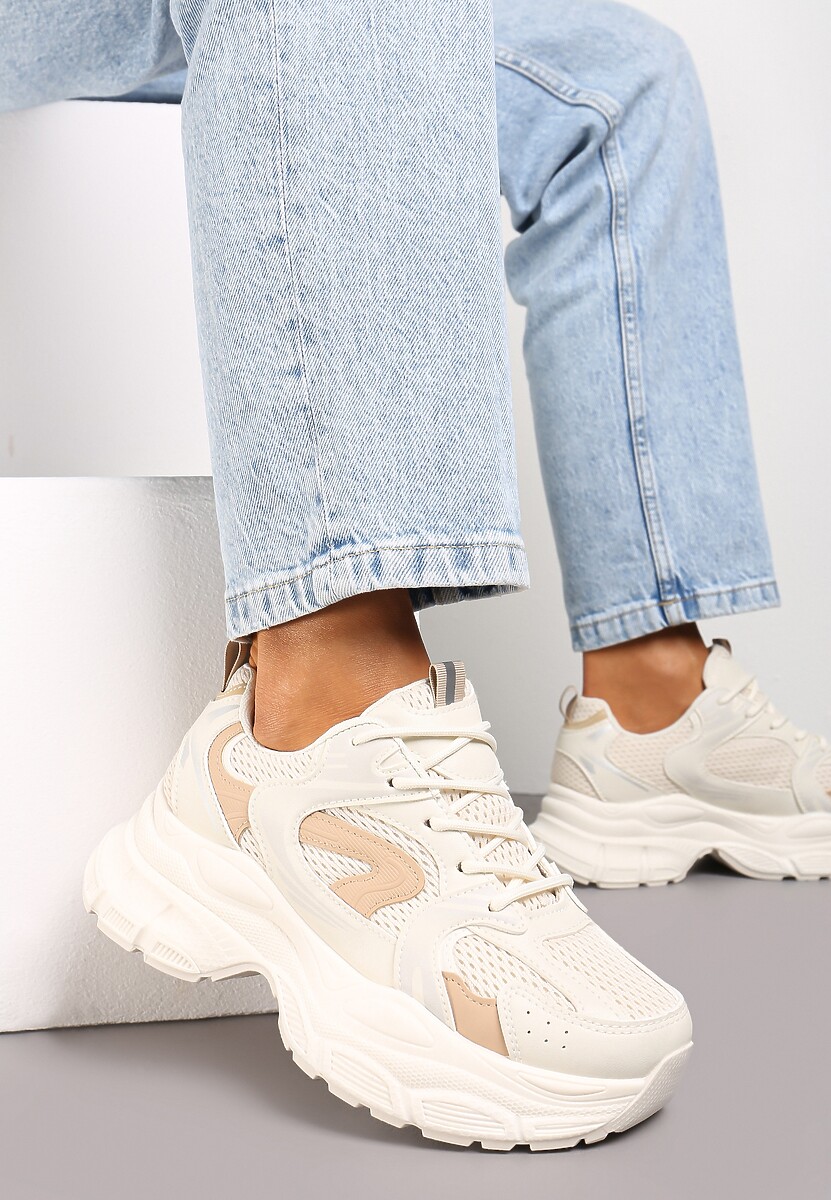 Czarne Sneakersy na Masywnej Podeszwie z Siateczką Kubbia