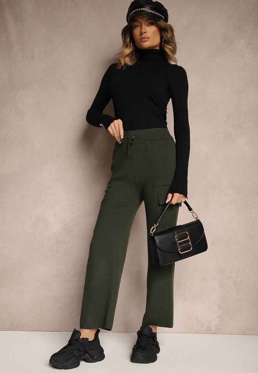 Ciemnozielone Szerokie Spodnie Dzianinowe z Gumką w Pasie i Kieszeniami Emithlera