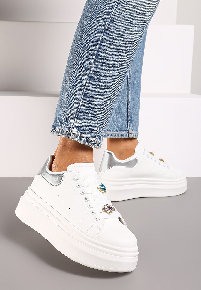 Czarne Sneakersy na Platformie z Aplikacjami na Sznurówkach Neveahra