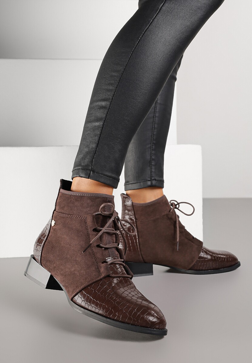Brązowe Sznurowane Botki do Kostki Vices Zdobione Tłoczeniem Skóry Węża Wedvire