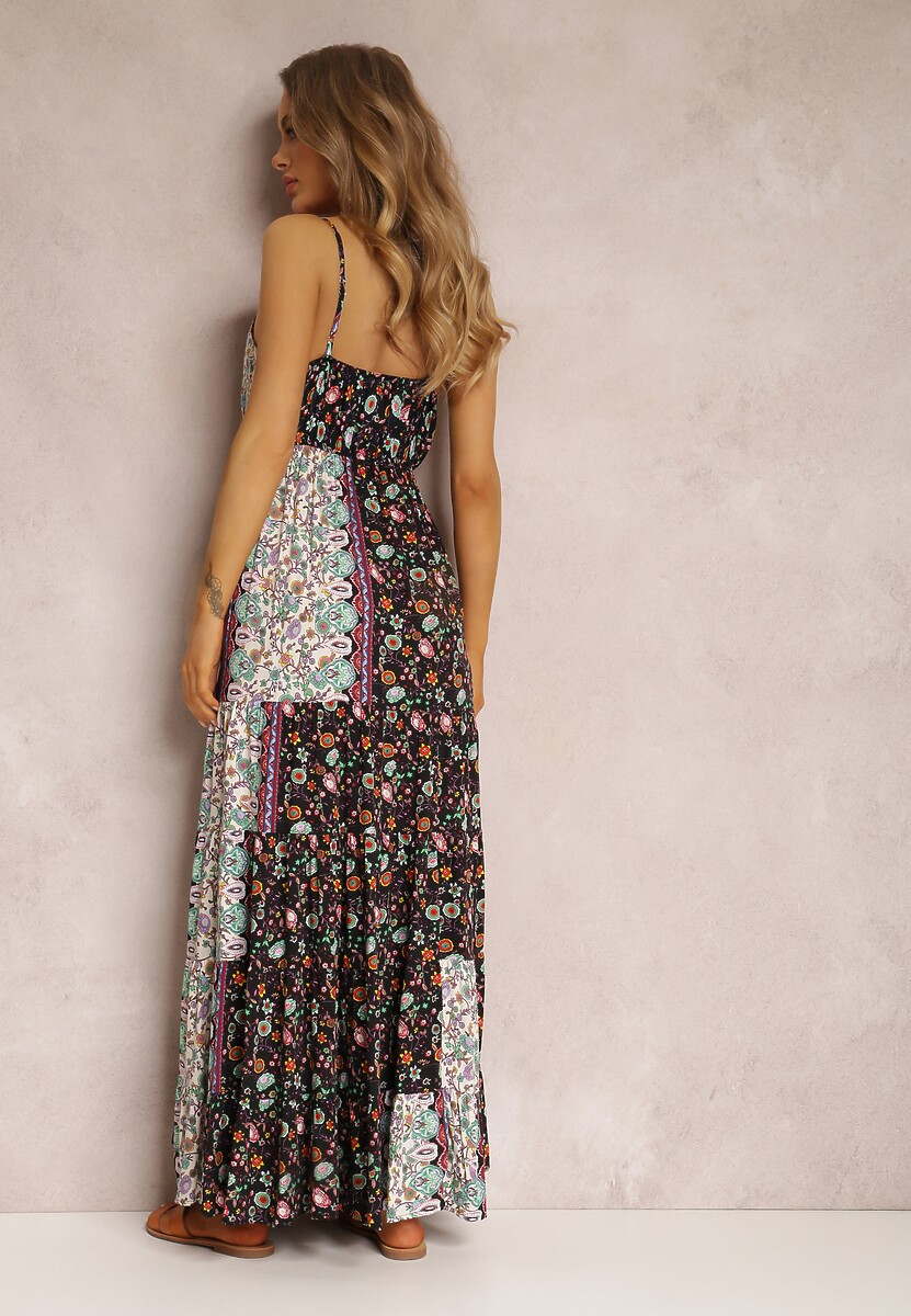 Czarna Sukienka Amarhomela