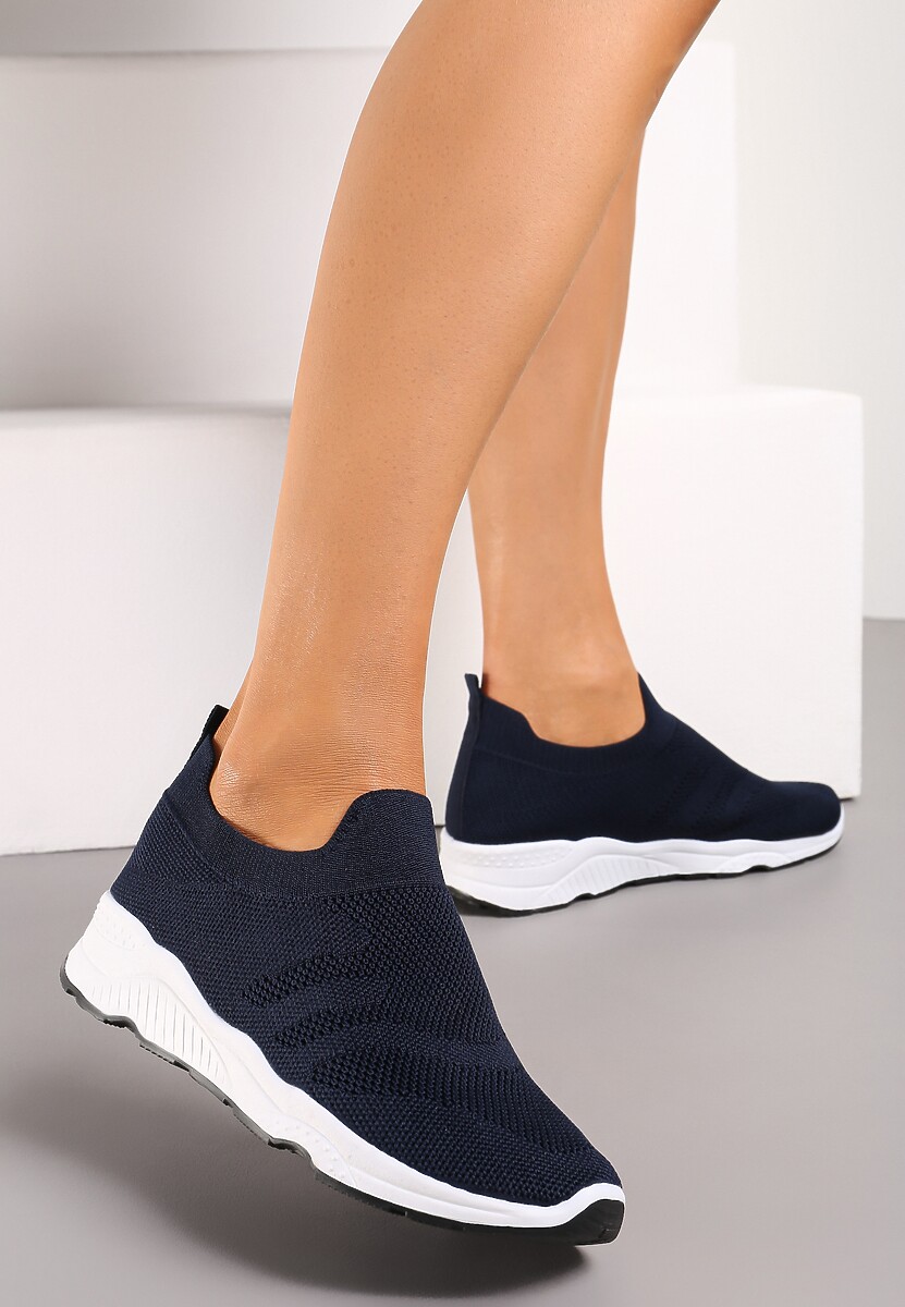 Granatowe Buty Sportowe na Płaskiej Podeszwie z Elastyczną Cholewką Urselith