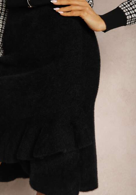 Czarna Falbaniasta Spódnica o Asymetrycznym Kroju z Włochatej Dzianiny z Wiskozą Zaileth