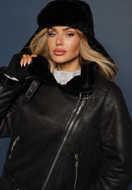 Czarna Kurtka Biker z Ozdobnym Futerkiem i Paskiem z Klamrą Emaro