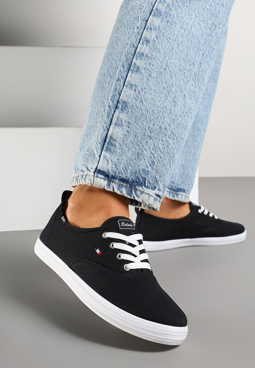 Czarne Klasyczne Tenisówki Vices ze Sznurowaną Cholewką Telisara