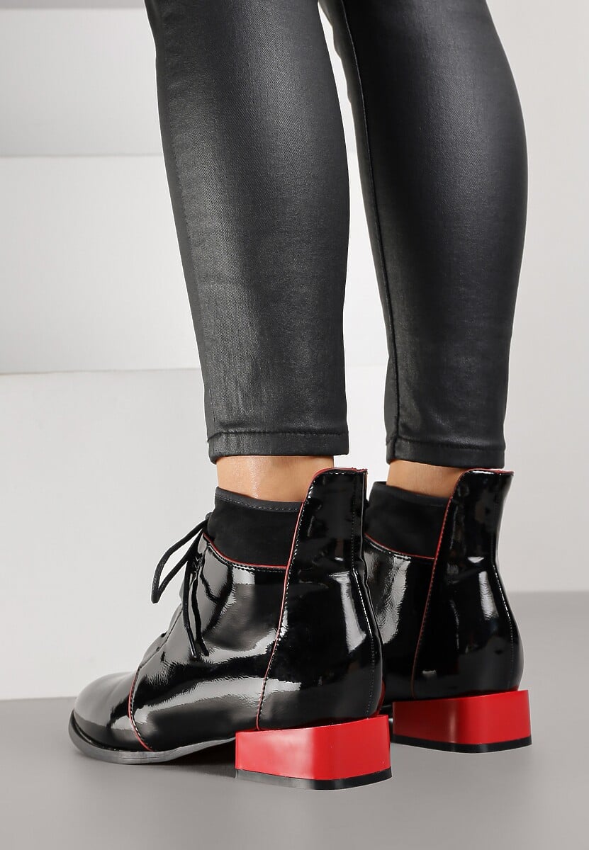Czarno-Czerwone Lakierowane Botki Vices ze Sznurowaną Cholewką Senilea