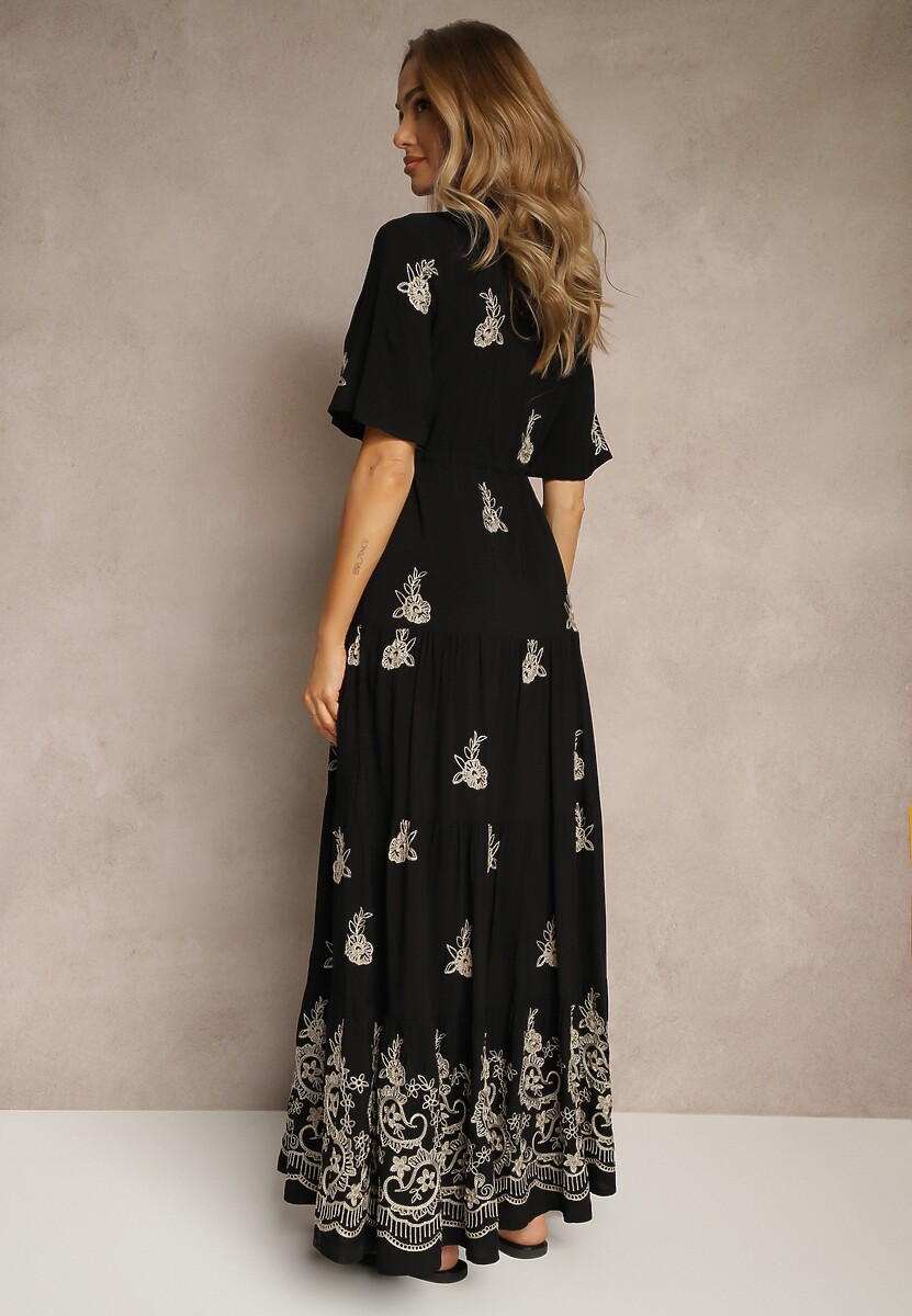 Czarna Rozkloszowana Sukienka Boho z Wiskozy Zdobiona Haftem i Wiązaniem Falvania