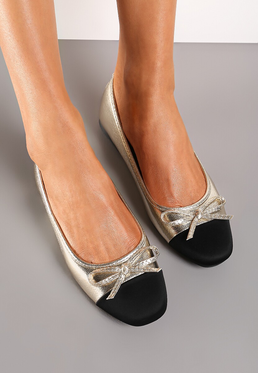 Szampańskie Balerinki z Ozdobnym Noskiem i Subtelną Kokardką Cosalba