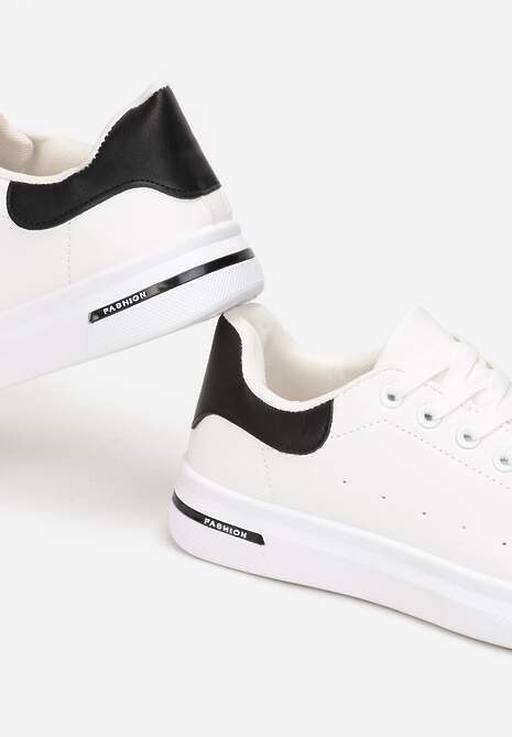 Biało-Czarne Wiązane Sneakersy na Płaskiej Podeszwie z Modną Wstawką Zanelih