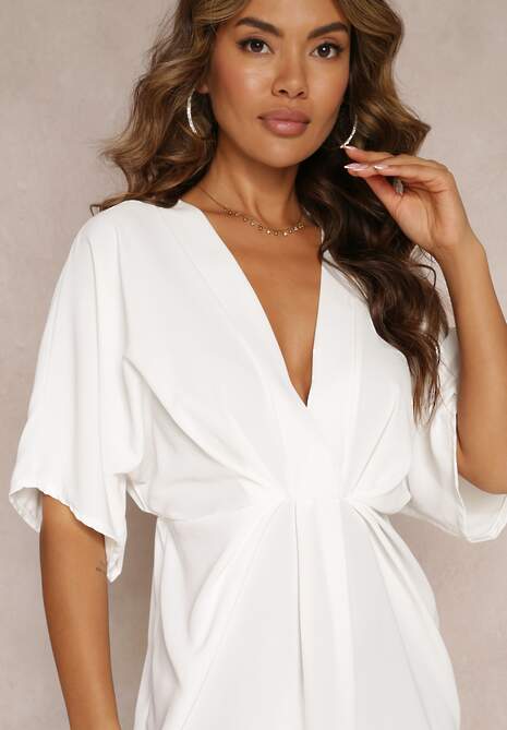 Biała Sukienka z Wiskozy typu Nietoperz Neollia