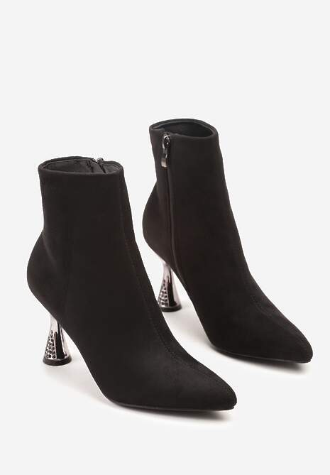 Czarne Botki Vices z Noskiem w Szpic na Klepsydrowym Obcasie Cinella