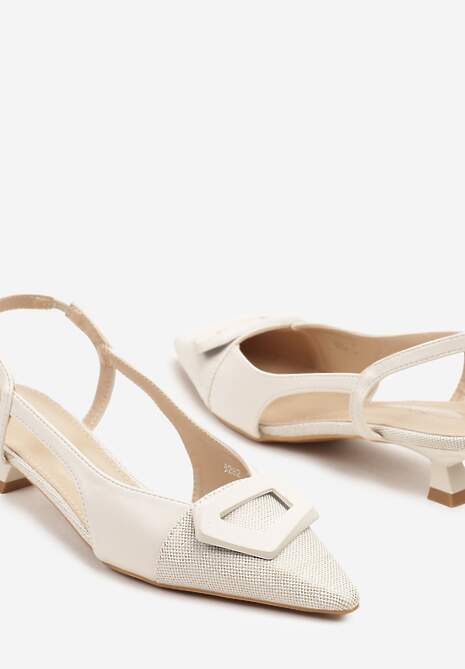 Beżowe Sandały na Kaczuszce z Noskiem w Szpic i Odkrytą Piętą Desaniella