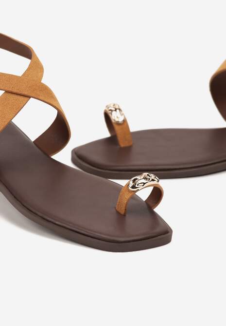 Jasnobrązowe Sandały Typu Japonki z Metalicznymi Wstawkami Frolimi