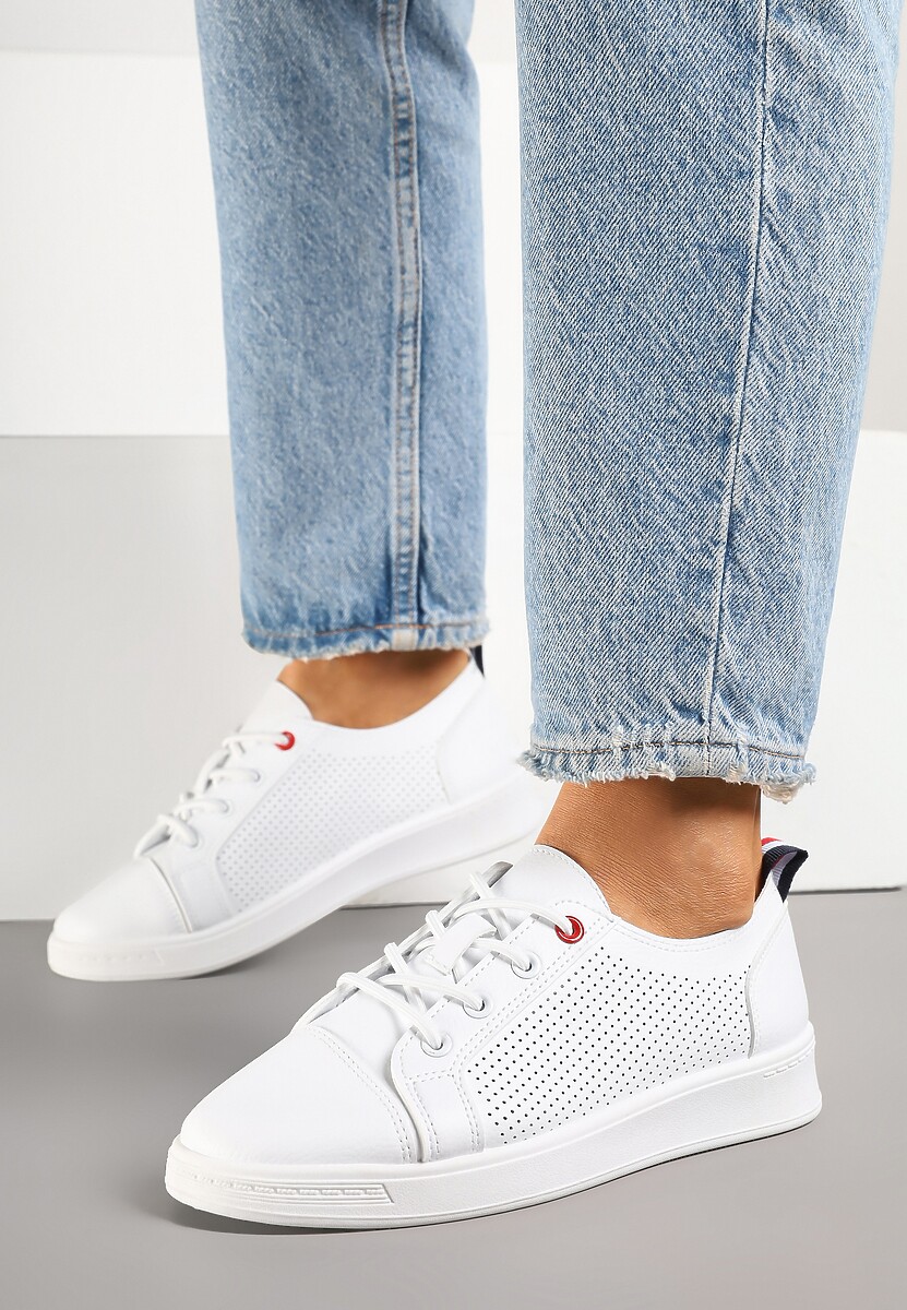 Białe Tenisówki z Ozdobną Perforacją przy Cholewce Tanariela